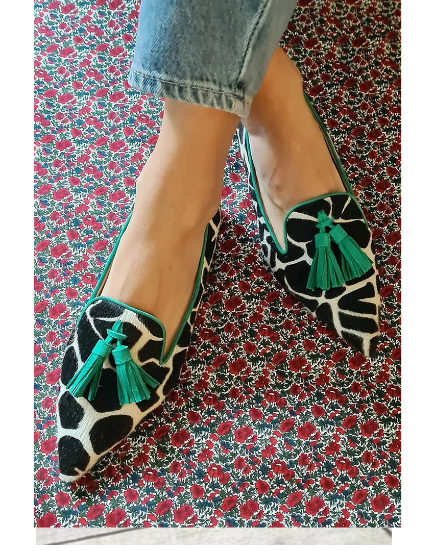 Noor | Cow Print Pointed Tassel Loafers, colour Green