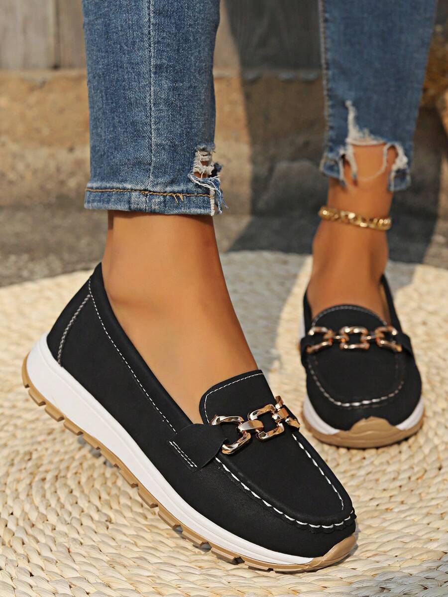 Kendra | Canvas-Look Chain Loafers, colour Black