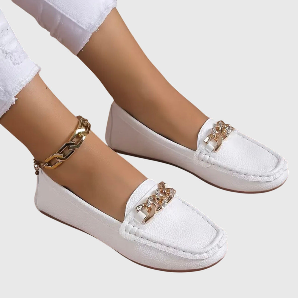 Melissa | Gold Chain Moccasins, colour White