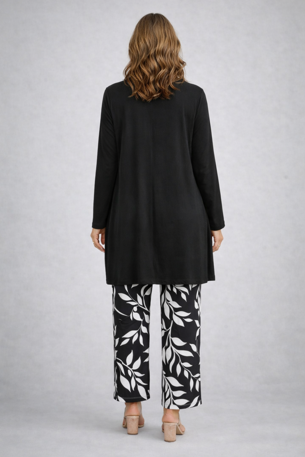 Mollie | Black Three-Piece Set with Leaf Trousers, colour White and Black